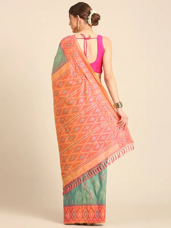 Traditional_Gujarati_Patola_Saree_|_Elegant_Silk_Weave