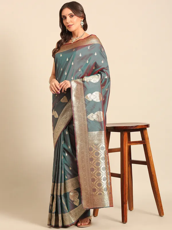 Luxury_Banarasi_Silk_Saree_|_Traditional_Zari_Weave