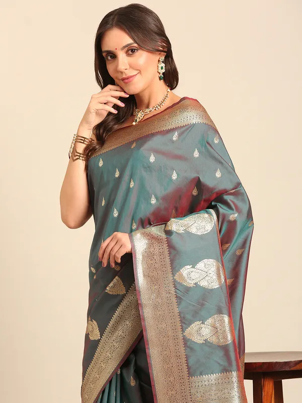 Luxury_Banarasi_Silk_Saree_|_Traditional_Zari_Weave