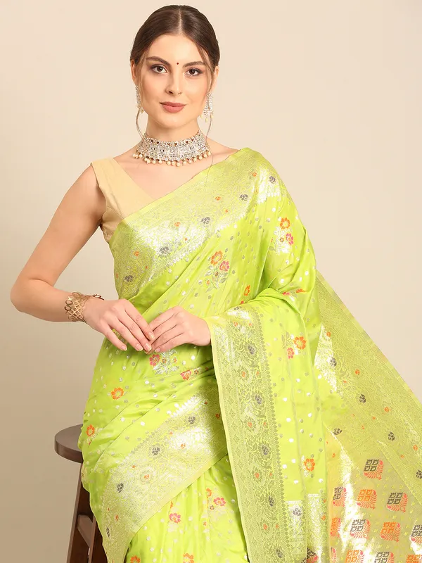 Royal_Banarasi_Silk_Saree_|_Traditional_Indian_Saree