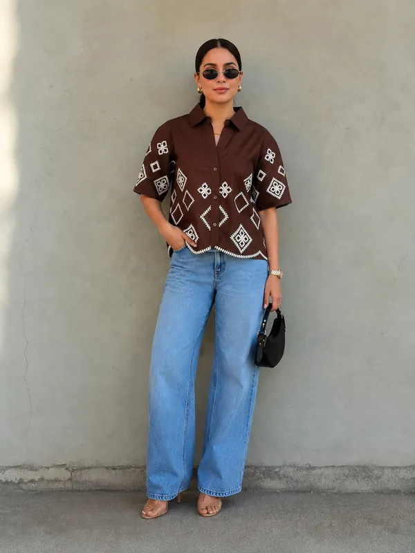 Women_Regular_Fit_Embroidered_Spread_Collar_Casual_Shirt