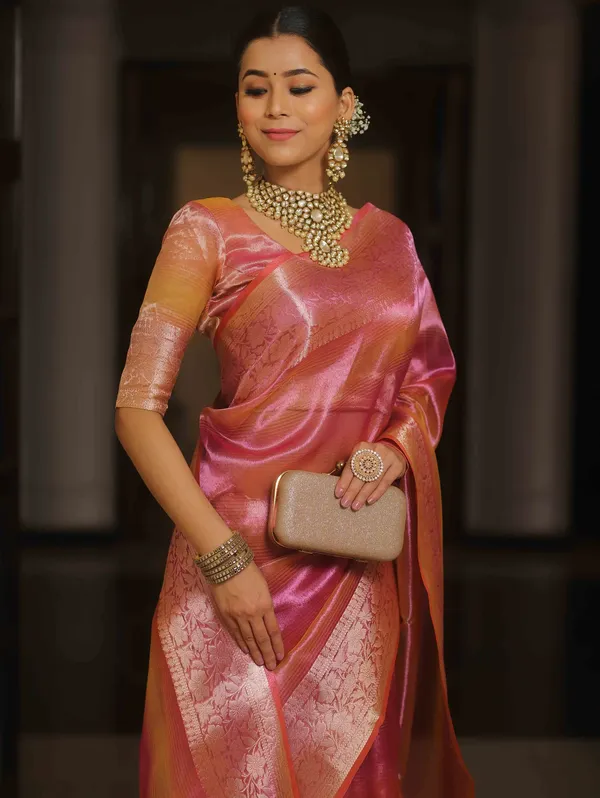 Handwoven_Banarasi__Tissue_Silk_Saree_in_Two_Toned_Shaded_Designer_Wedding_Saree