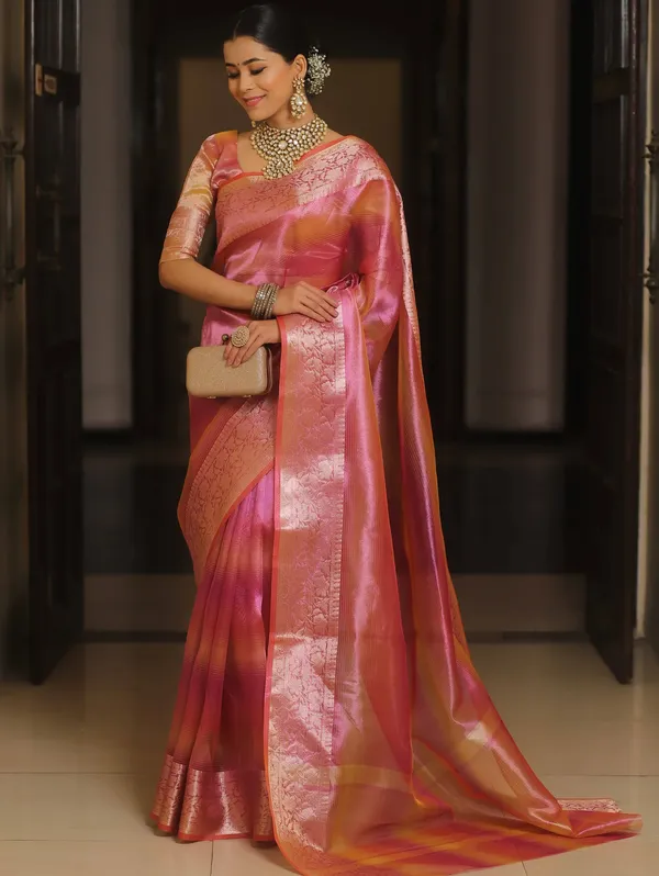 Handwoven_Banarasi__Tissue_Silk_Saree_in_Two_Toned_Shaded_Designer_Wedding_Saree