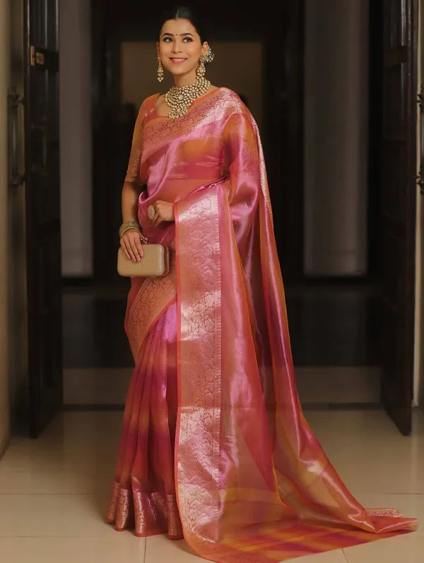 Handwoven_Banarasi__Tissue_Silk_Saree_in_Two_Toned_Shaded_Designer_Wedding_Saree