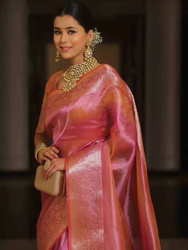 Handwoven_Banarasi__Tissue_Silk_Saree_in_Two_Toned_Shaded_Designer_Wedding_Saree