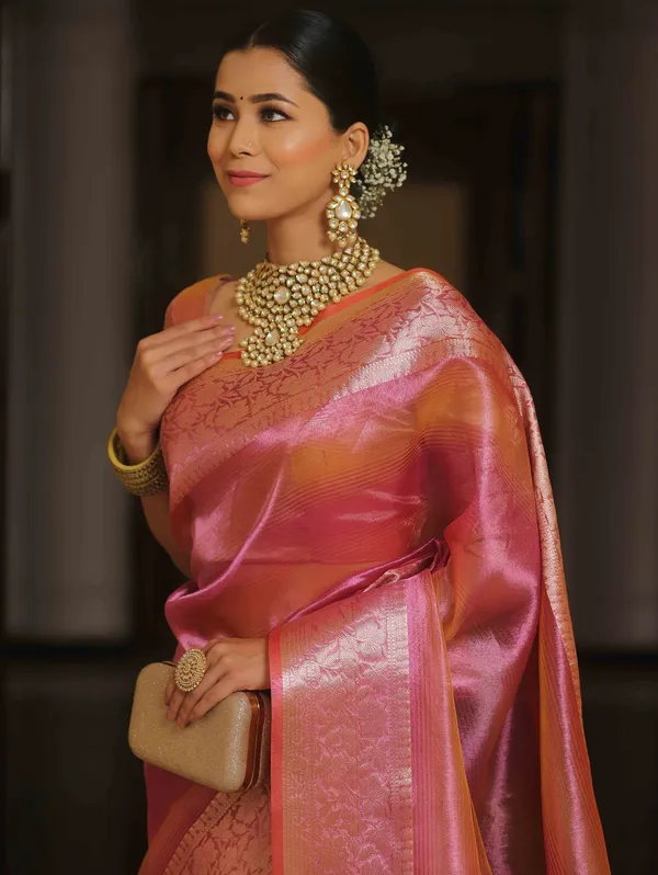 Handwoven_Banarasi__Tissue_Silk_Saree_in_Two_Toned_Shaded_Designer_Wedding_Saree