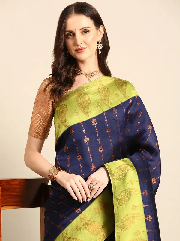 Royal_Kanjivaram_Silk_Saree_|_Traditional_Zari_Collection