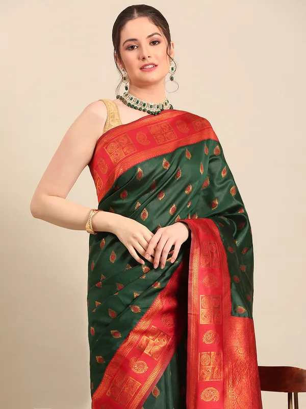 Elegant_Kanjivaram_Silk_Saree_|_Timeless_Traditional_Style