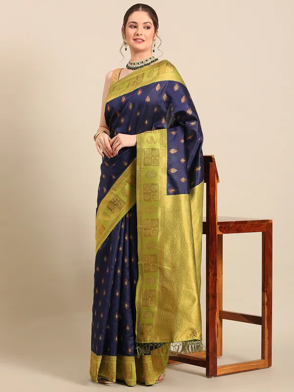 Elegant_Kanjivaram_Silk_Saree_|_Timeless_Traditional_Style