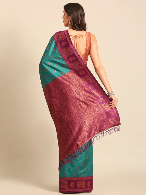 Elegant_Kanjivaram_Silk_Saree_|_Timeless_Traditional_Style