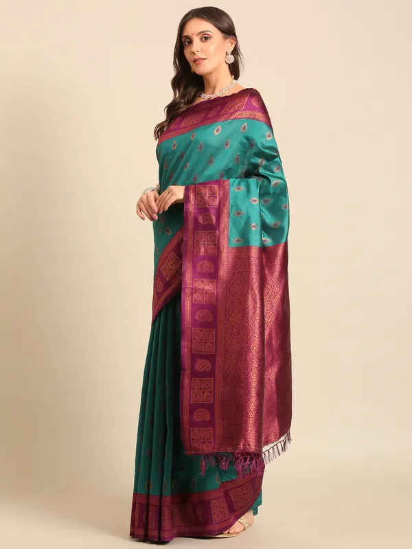 Elegant_Kanjivaram_Silk_Saree_|_Timeless_Traditional_Style