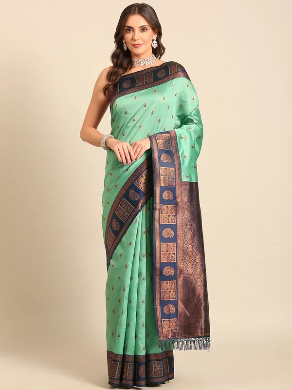 Elegant_Kanjivaram_Silk_Saree_|_Timeless_Traditional_Style