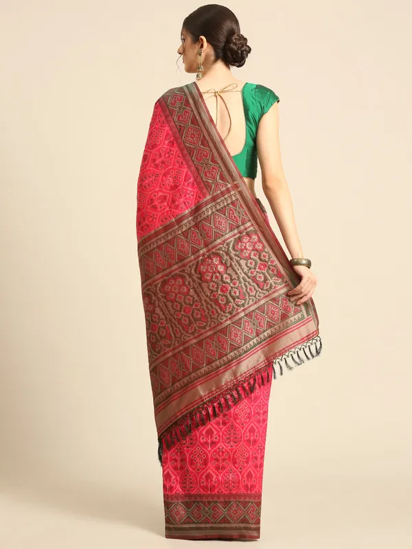 Premium_Patola_Silk_Saree_for_Women_|_Festive_Collection