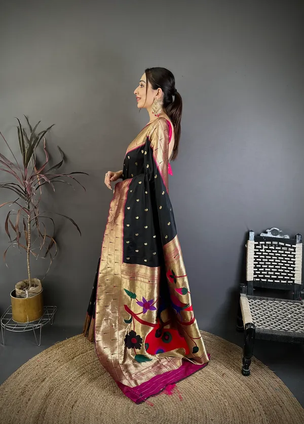 Traditional_Paithani_Silk_Saree