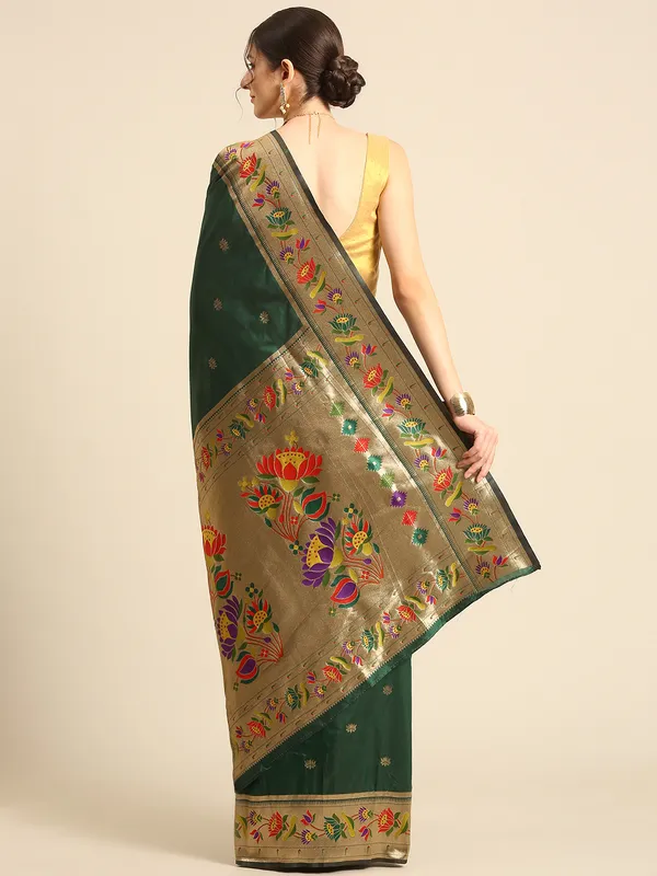 Elegant_Paithani_Saree_with_Zari_Border