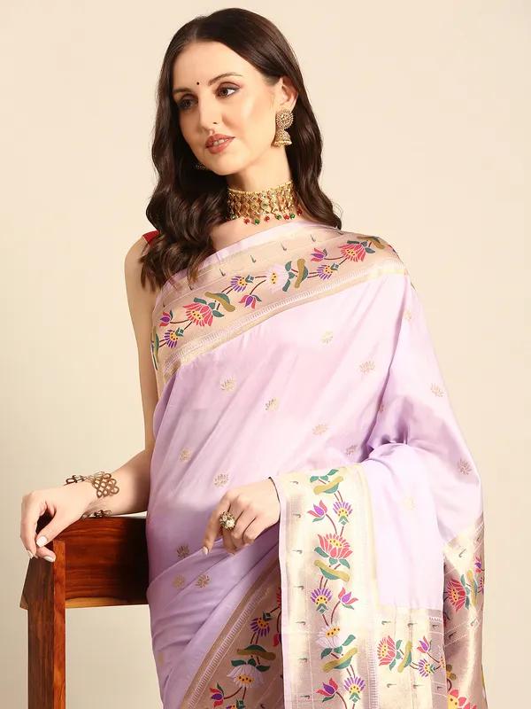 Elegant_Paithani_Saree_with_Zari_Border