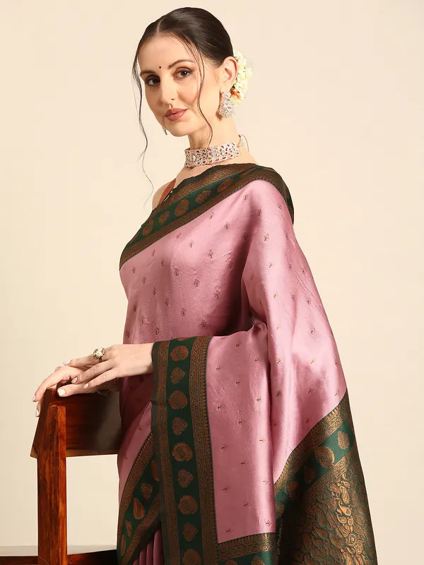 Premium_Kanjivaram_Saree_|_Classic_Silk_&_Zari_Weave
