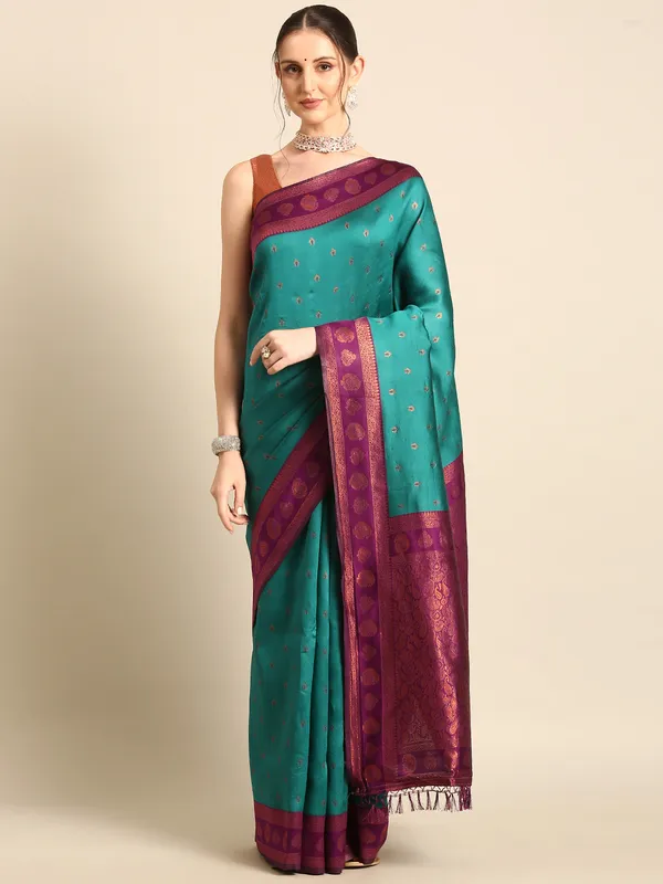 Premium_Kanjivaram_Saree_|_Classic_Silk_&_Zari_Weave