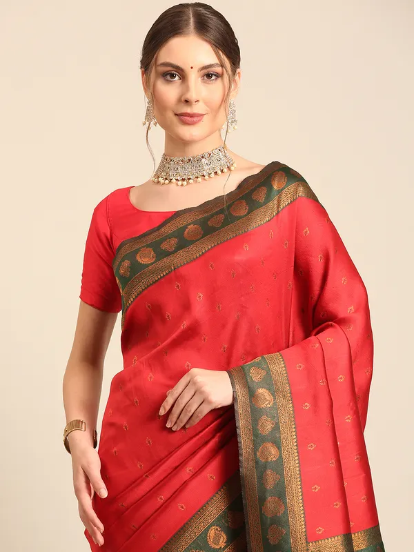 Premium_Kanjivaram_Saree_|_Classic_Silk_&_Zari_Weave