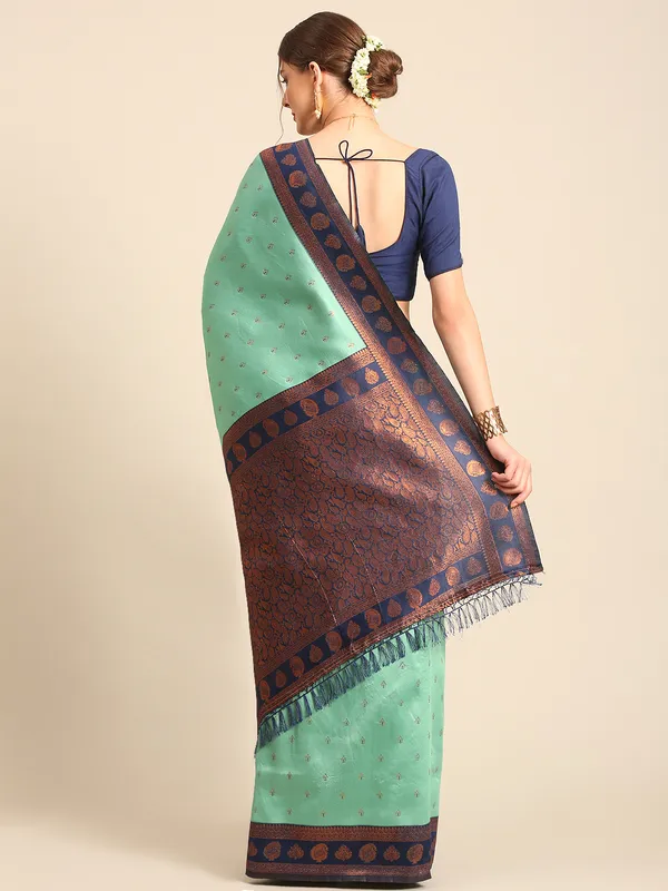 Premium_Kanjivaram_Saree_|_Classic_Silk_&_Zari_Weave