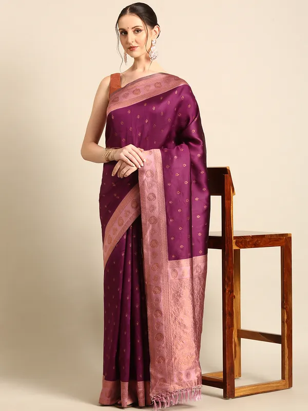 Premium_Kanjivaram_Saree_|_Classic_Silk_&_Zari_Weave