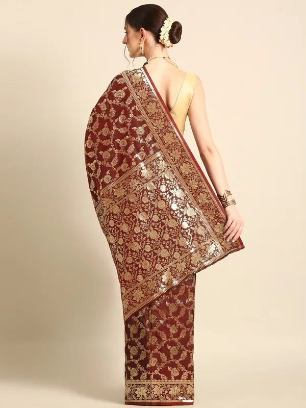 Royal_Banarasi_Silk_Saree_with_Designer_Zari_Motifs