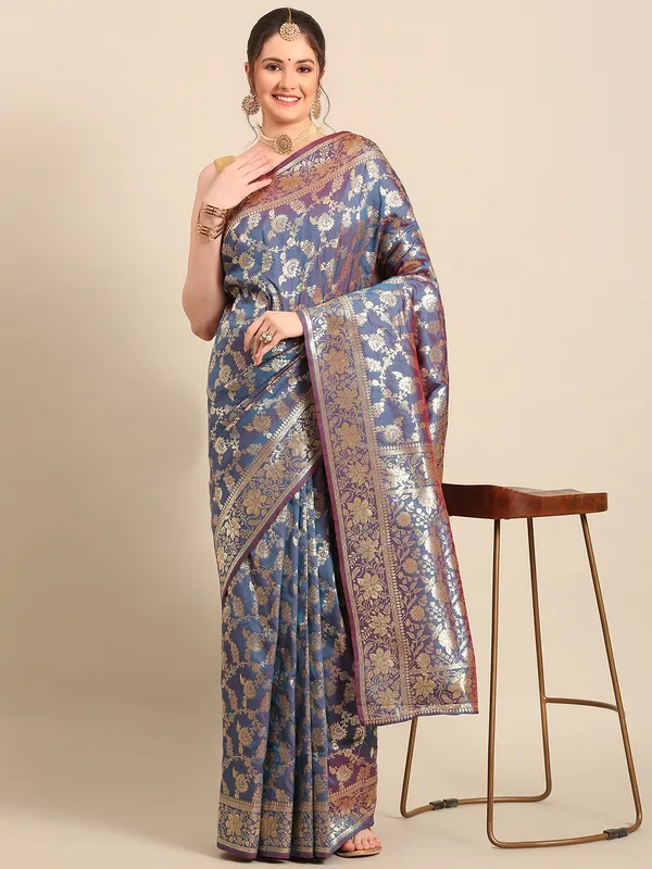 Royal_Banarasi_Silk_Saree_with_Designer_Zari_Motifs