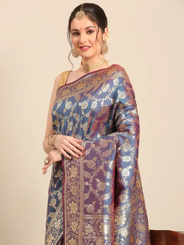 Royal_Banarasi_Silk_Saree_with_Designer_Zari_Motifs