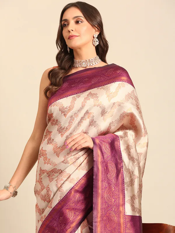 Pure_Kanjivaram_Silk_Saree_with_Traditional_Zari_Work_|_Premium_Wedding_Saree