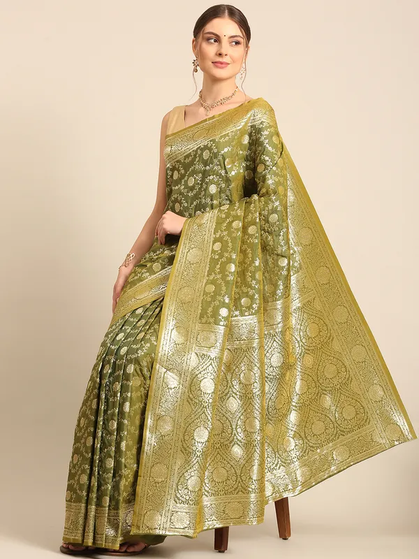 Festive_Banarasi_Silk_Saree_with_Elegant_Zari_Work