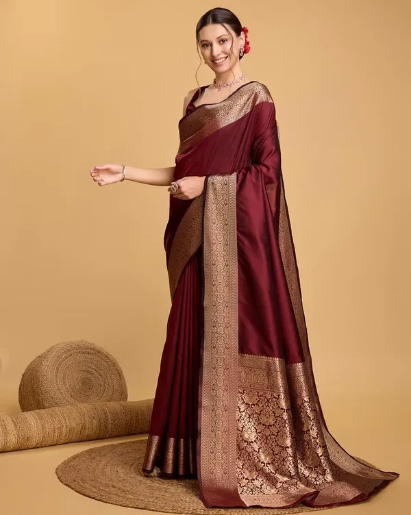 MaroonDesigner_Lichi_silk_havy_and_rich_pallu_BollyWood_Saree_with_Unstiched_Blouse_Piece