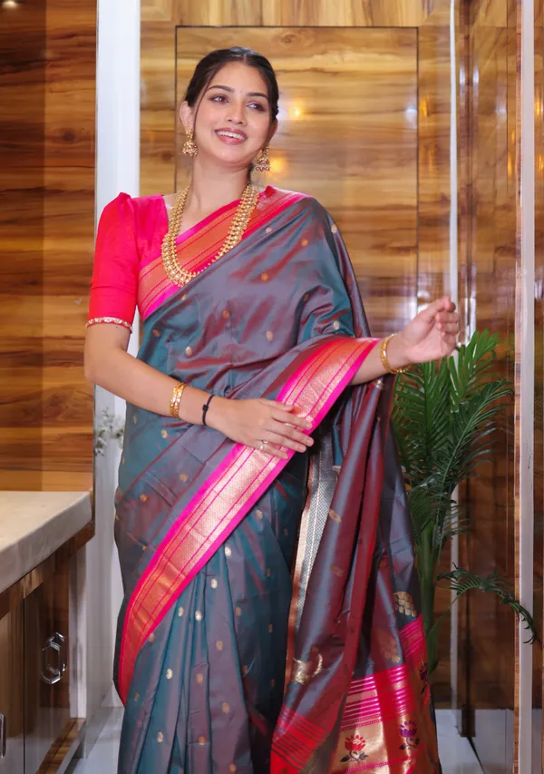 Paiithani_silk_saree_With_Zari_Woven_With_Blouse_Piece