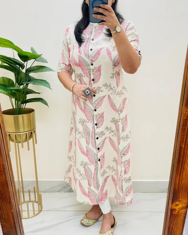 Imported__Digital_Printed_Pink_Cotton_Princess_Cut_Kurti