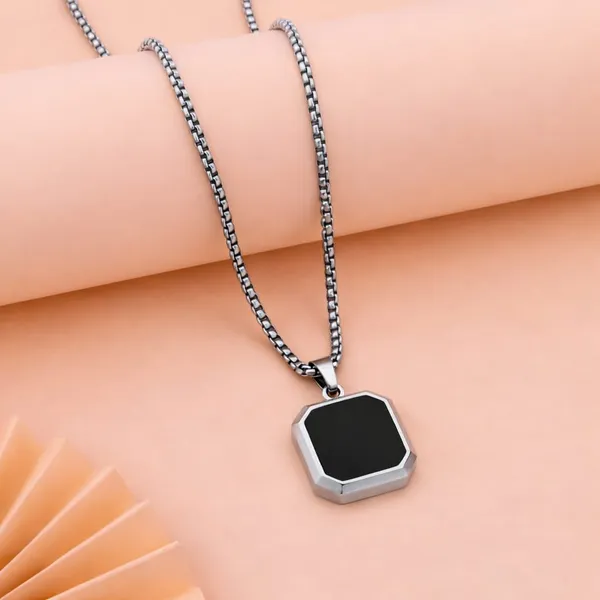 Midnight_Charisma_Stainless_Steel_Neck_Chain_Pendant_for_Men_&_Boys