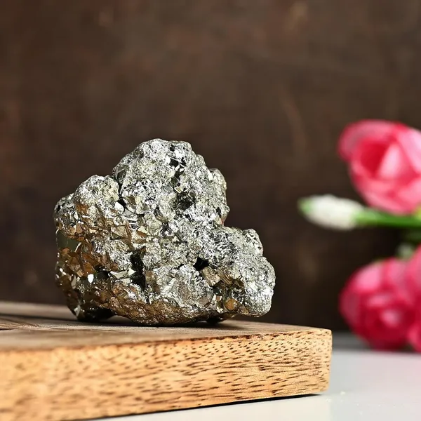 Pyrite_Stone_for_Wealth_40-80_Gram_Natural_Mineral_Specimen,_Money_Attracting_Healing_Crystal,_Raw_Pyrite_Cluster_for_Abundance,_Manifestation,_Reiki_Healing,_Powerful_Positive_Energy_Stone