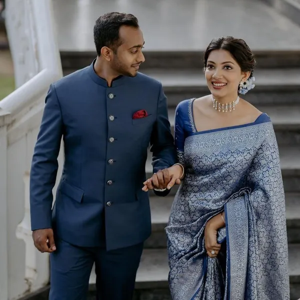 Assemblage_Blue_Soft_Banarasi_Silk_Saree_With_Delightful_Blouse_Piece