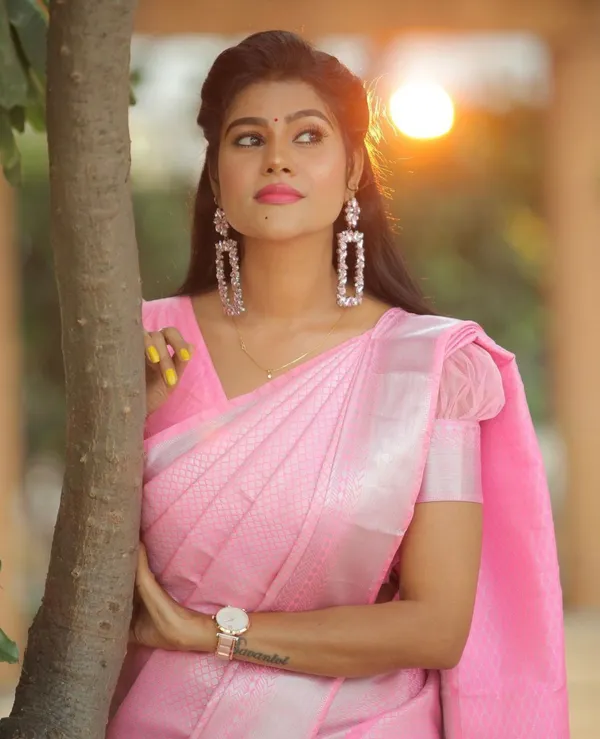 Assemblage_Pink_Soft_Banarasi_Silk_Saree_With_Delightful_Blouse_Piece