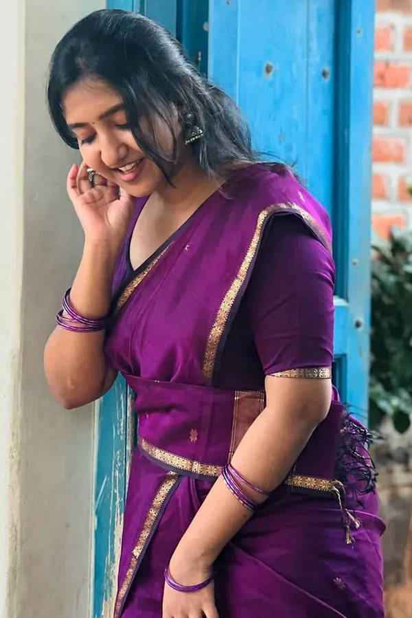 Demure_Cotton_Silk_Saree_With_Glamorous_Blouse_Piece