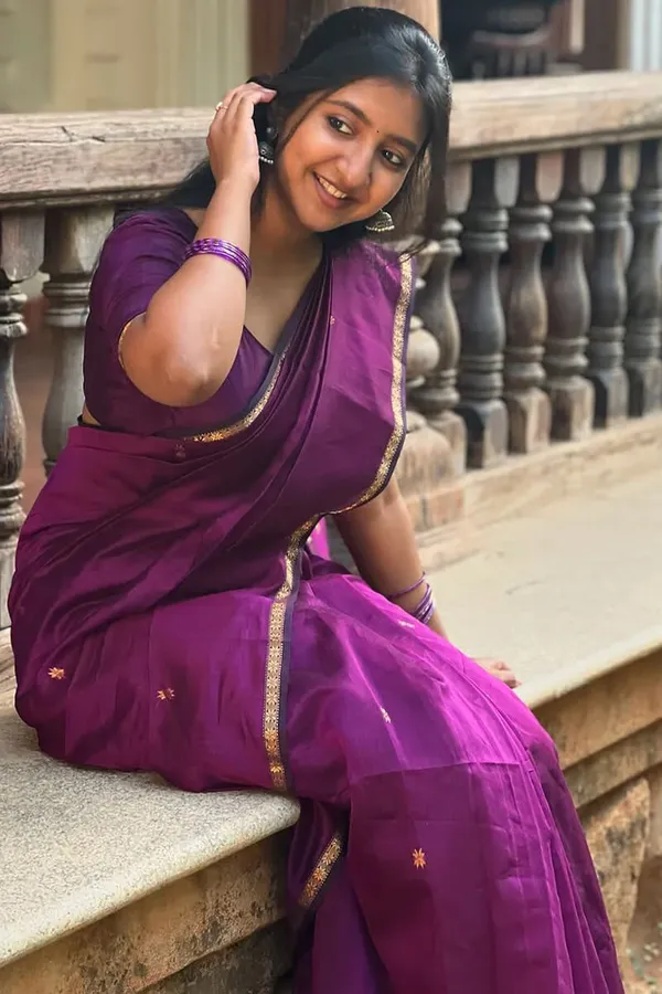 Demure_Cotton_Silk_Saree_With_Glamorous_Blouse_Piece