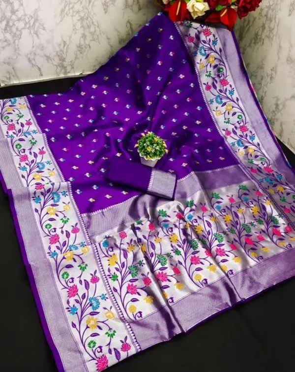 Divine_Purple_Soft_Banarasi_Silk_Saree_With_Bewitching_Blouse_Piece