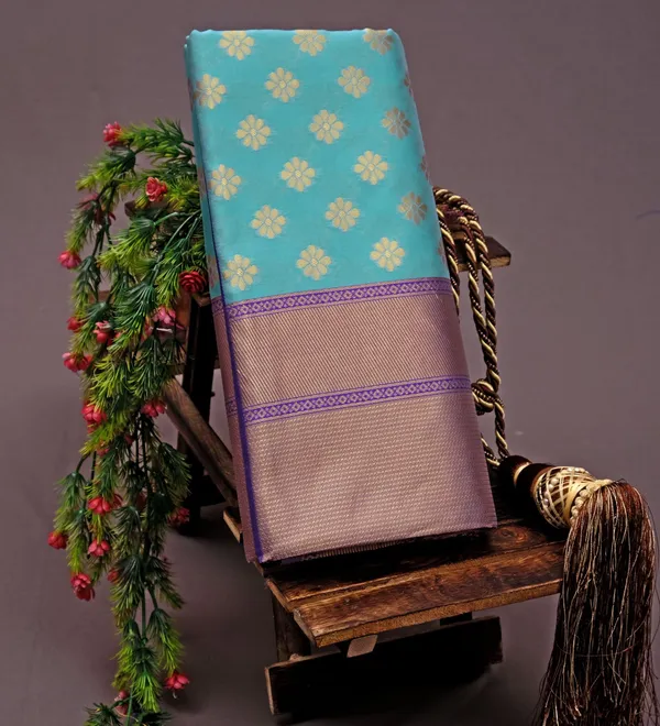 Divine_Sky_Soft_Banarasi_Silk_Saree_With_Bewitching_Blouse_Piece
