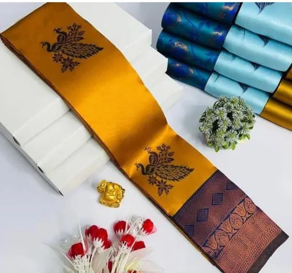 Entrancing_Soft_Banarasi_Silk_Saree_With_Divine_Blouse_Piece