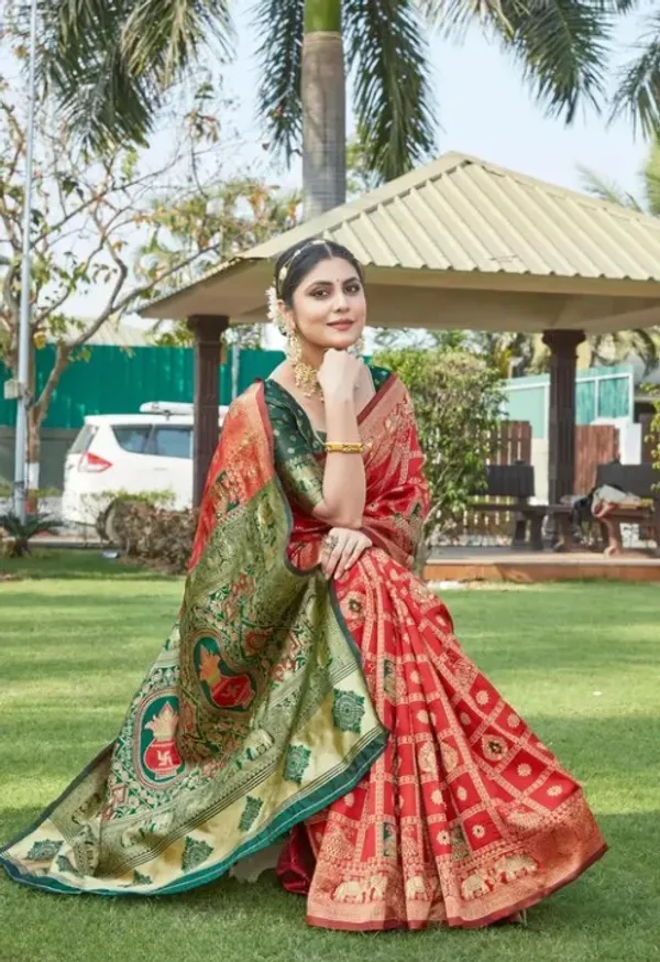 Ephemeral__Patola_Silk_Saree_with_Lagniappe_Blouse_Piece