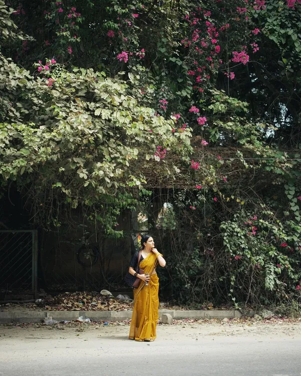 Ethnic_Mustard&Black_Cotton_Silk_Saree_With_Glorious_Blouse_Piece