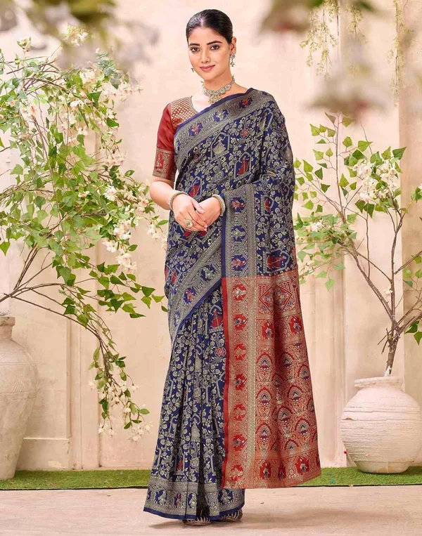 Fancifull_Patola_Silk_Saree_with_Pretty_Blouse_Piece
