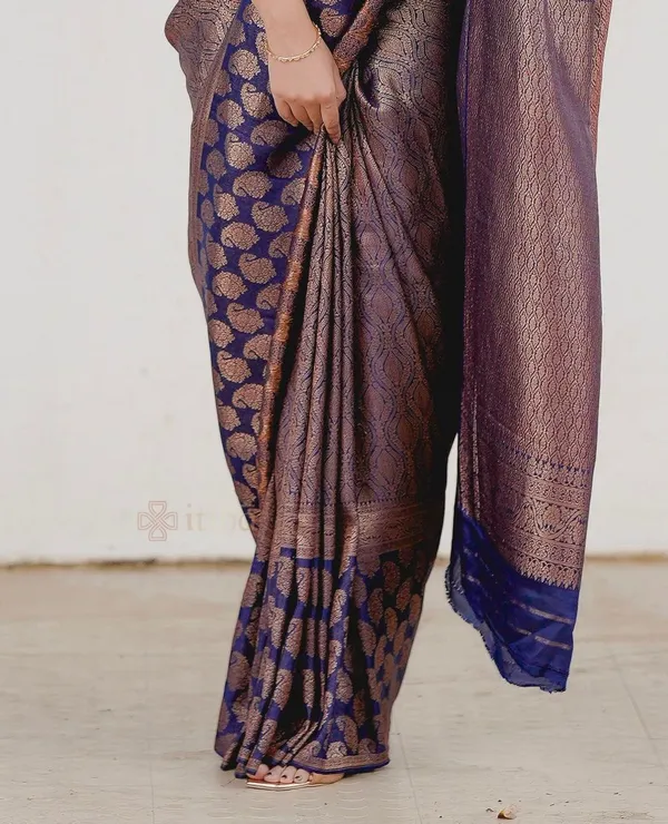 Ideal_Blue_Soft_Silk_Saree_With_Bucolic_Blouse_Piece