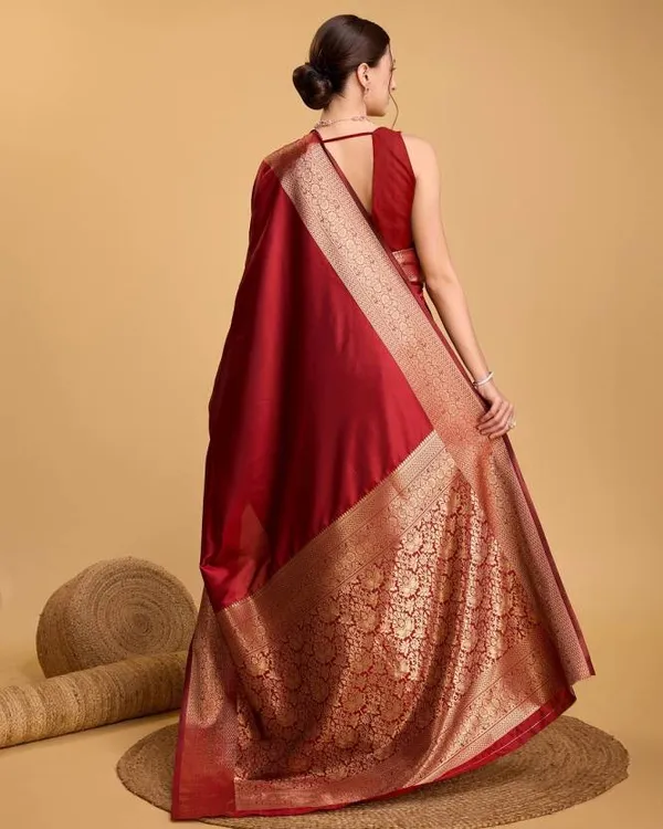 Ideal_Soft_Banarasi_Silk_Saree_With_Dalliance_Blouse_Piece