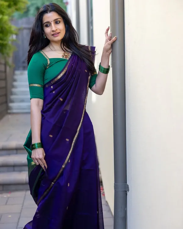 Lovely_Cotton_Silk_Saree_With_Refreshing_Blouse_Piece