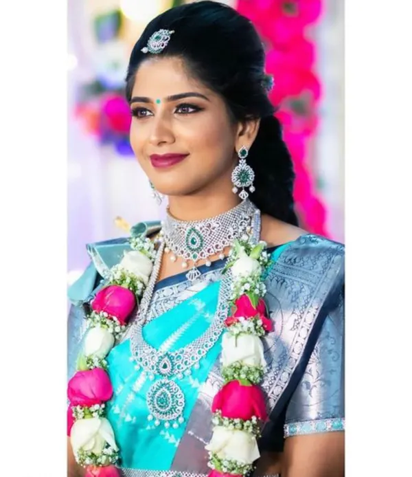 Luxuriant_Sky_Soft_Banarasi_Silk_Saree_With_Splendorous_Blouse_Piece