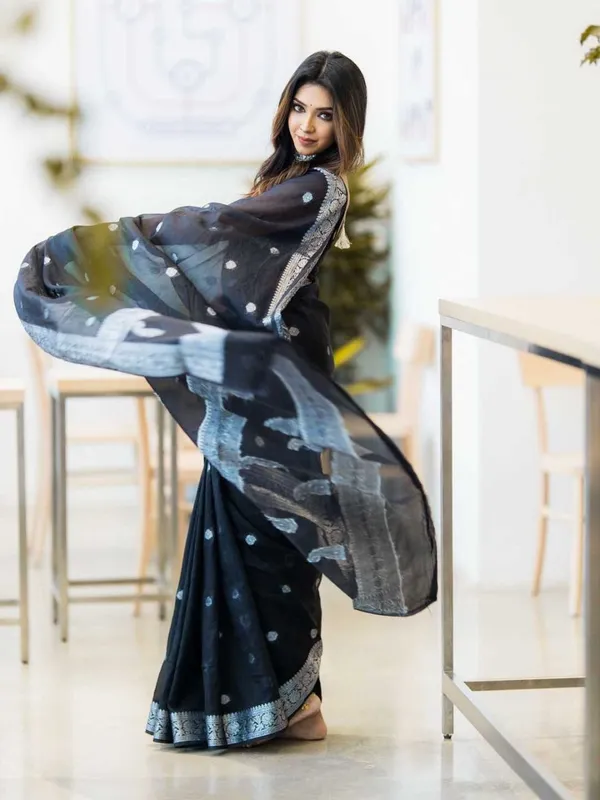 Nemesis_Black_Soft_Silk_Saree_With_Artistic_Blouse_Piece
